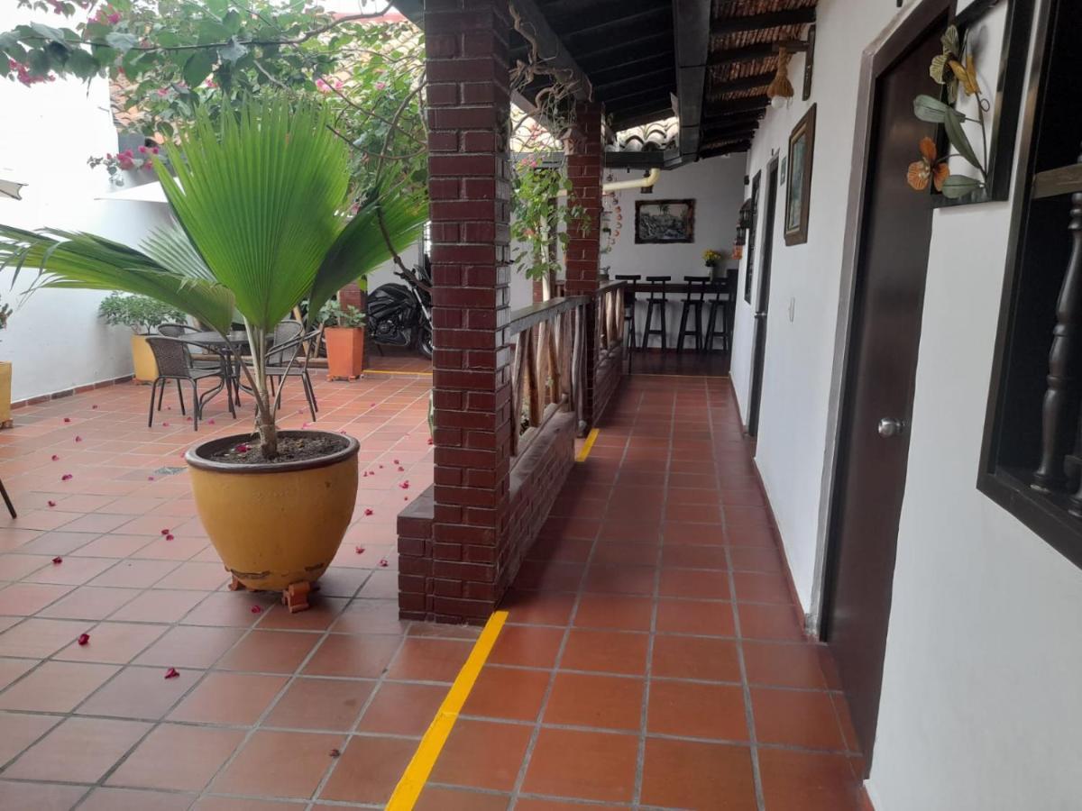 Hotel Colonial San Felipe Girón Buitenkant foto