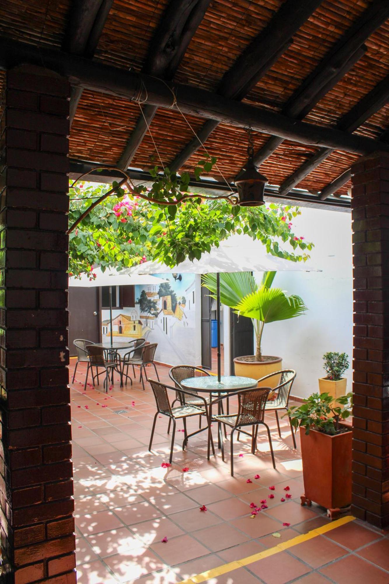 Hotel Colonial San Felipe Girón Buitenkant foto